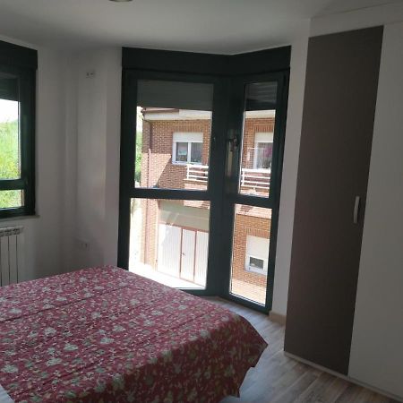 Edificio Valles Del Lupulo Astorga Εξωτερικό φωτογραφία