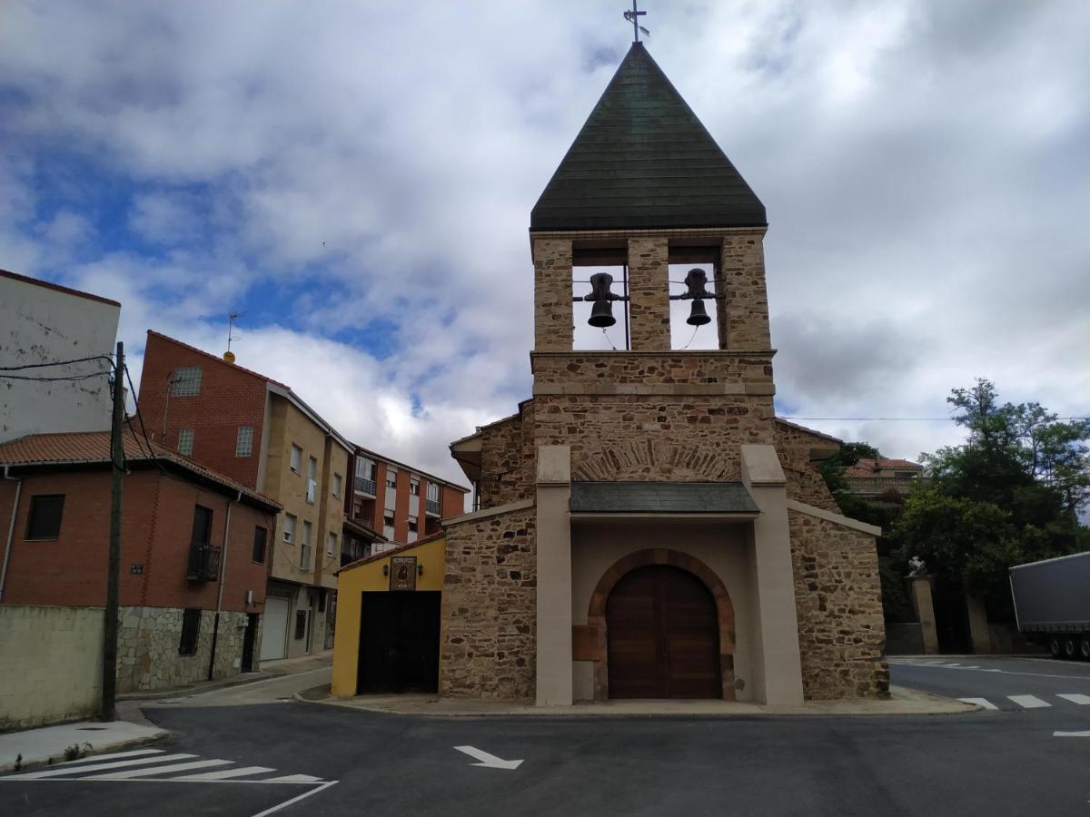 Edificio Valles Del Lupulo Astorga Εξωτερικό φωτογραφία